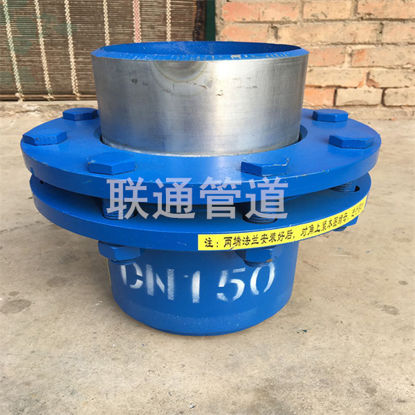 贵阳旋转久久夜色撩人精品国产小说