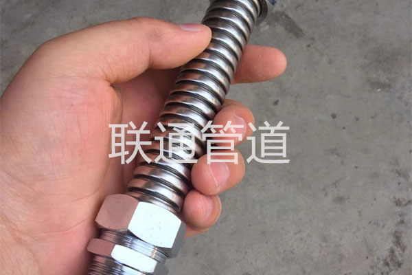 焊接久久夜色撩人精品国产小说
